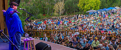 Shane Koyczan on the Folks Festival stage (photo: Benko Photographics)